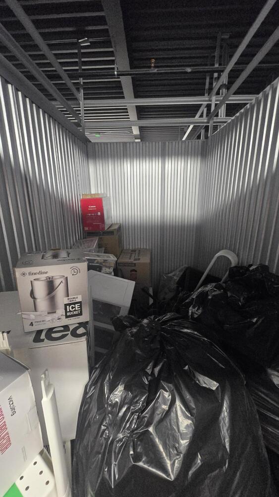3019 - StorageMart 345 Danforth Road  auction IB-5636 20