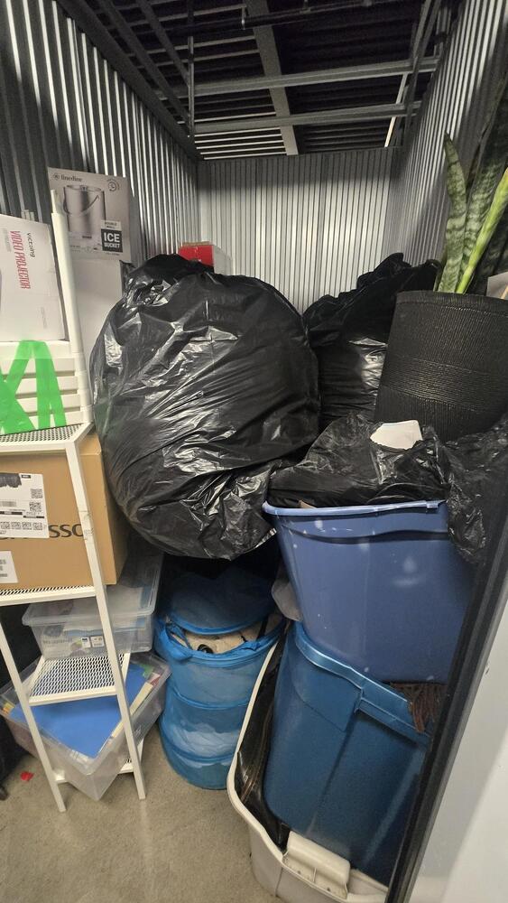 3019 - StorageMart 345 Danforth Road  auction IB-5636 40