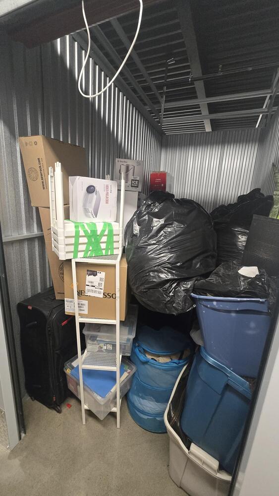 3019 - StorageMart 345 Danforth Road  auction IB-5636 30