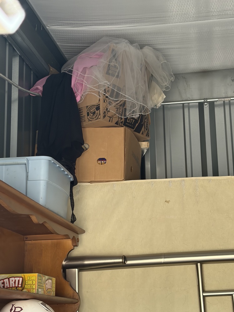 3004 - StorageMart St Thomas  auction IB-6390