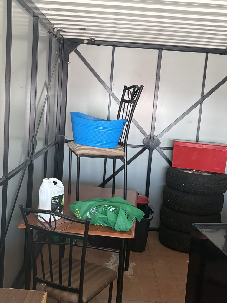 3004 - StorageMart St Thomas  auction IB-1802