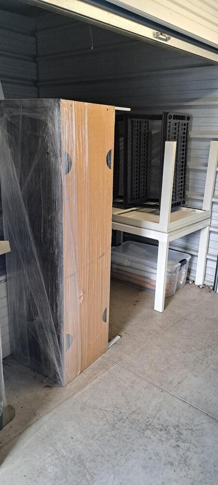 3008 - StorageMart Kipling  auction IB-9549 10