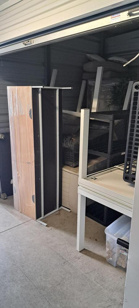 3008 - StorageMart Kipling  auction IB-9549