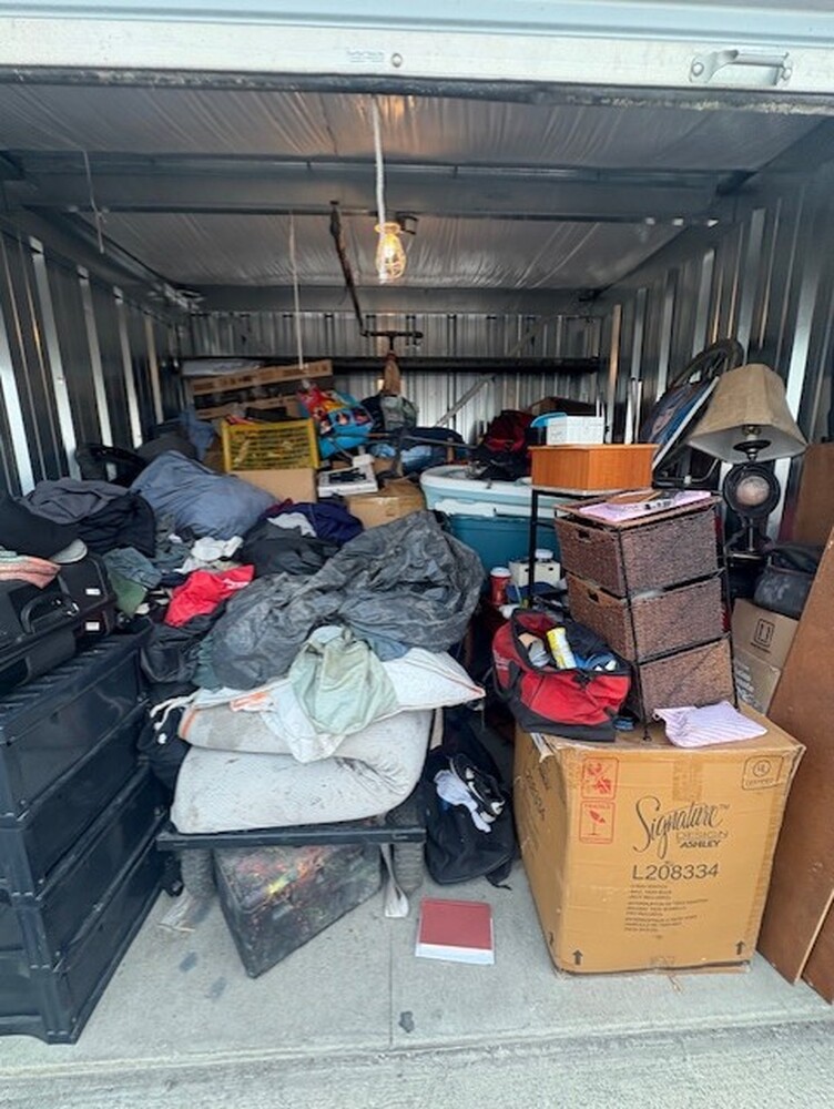 3305 - StorageMart Barlow Trail  auction IB-4573