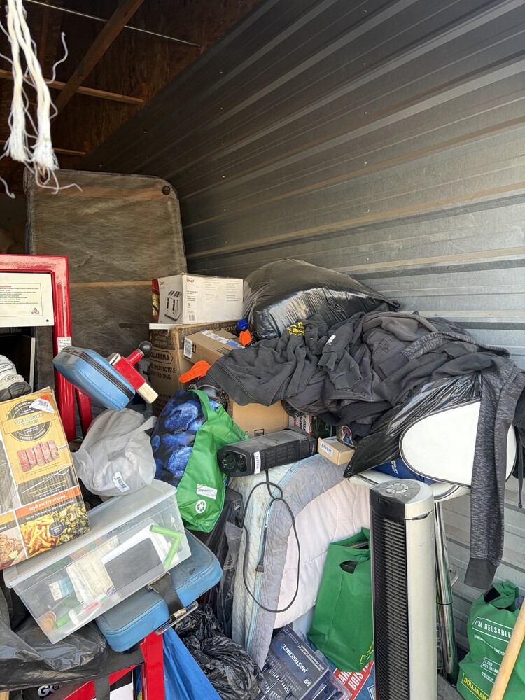 3307-StorageMart 52nd and Peigan Trail  auction IB-7705 40
