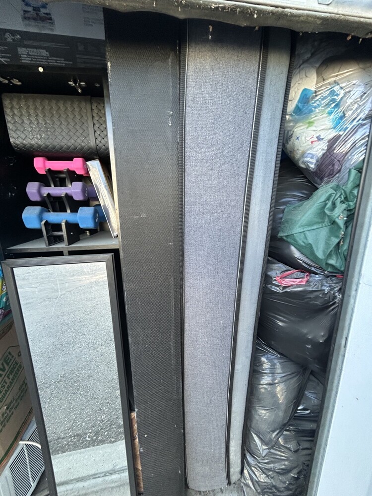 3307-StorageMart 52nd and Peigan Trail  auction IB-2555