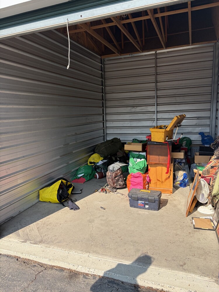 3307-StorageMart 52nd and Peigan Trail  auction IB-9855 30
