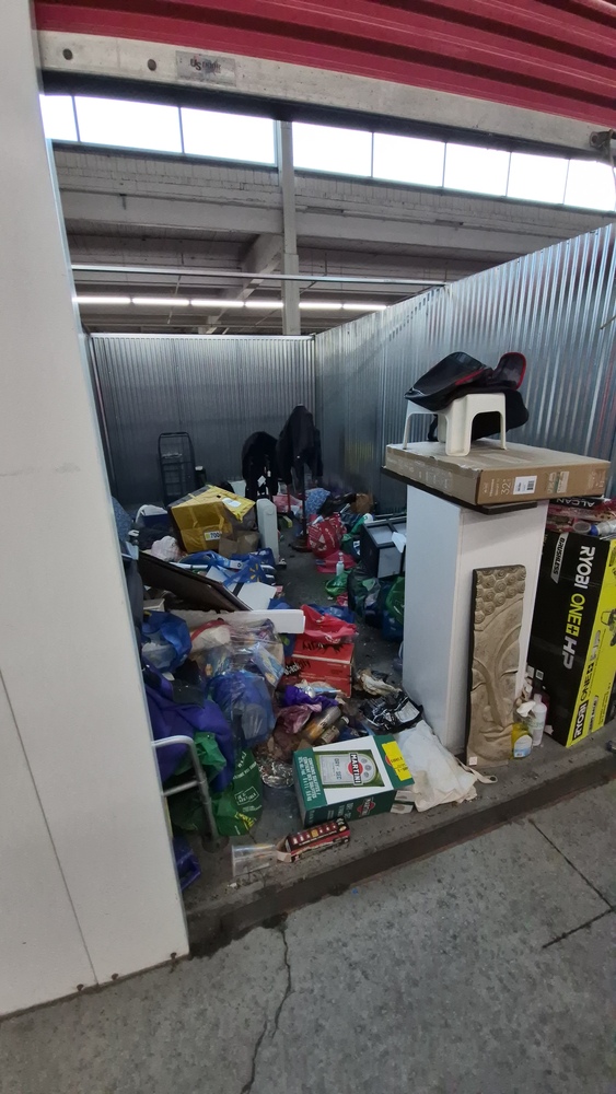 XYZ Storage - Laird  auction IB-9629 40