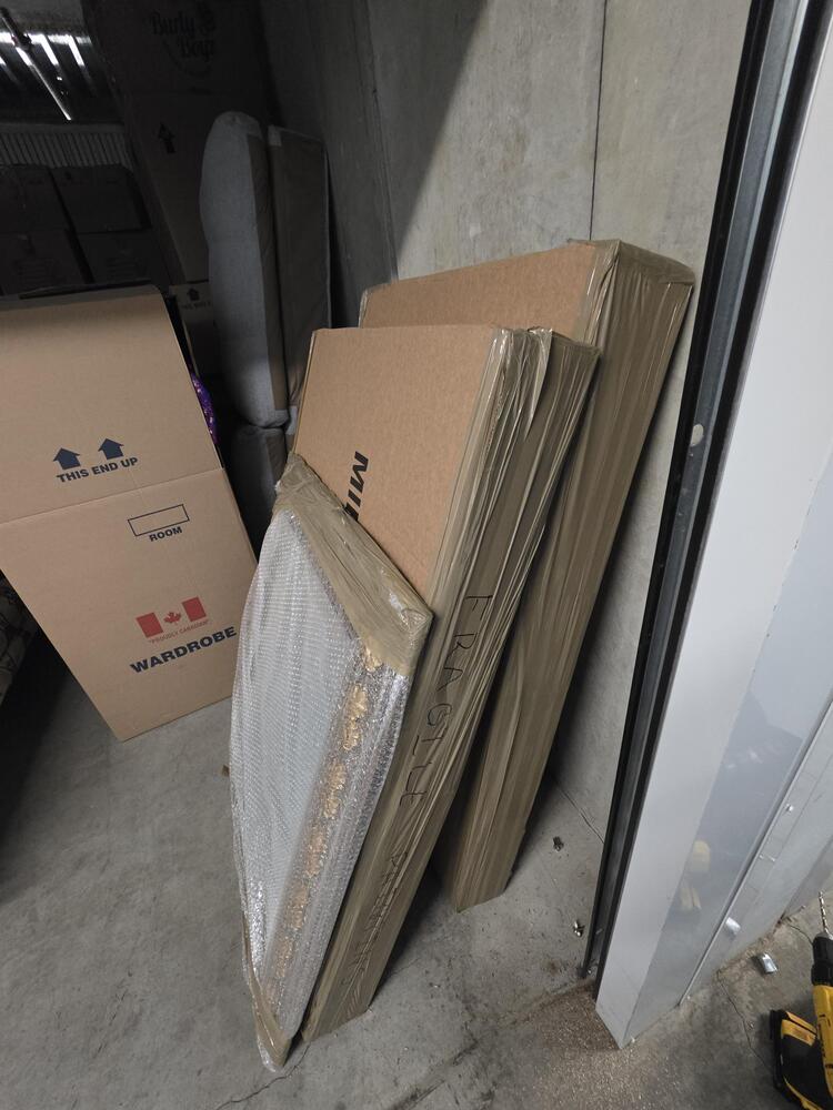 3401 - StorageMart SE Marine Dr & Knight St  auction IB-9736 40