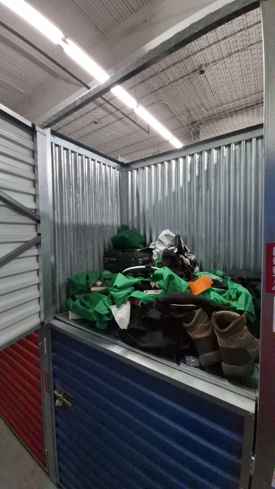 XYZ Storage - Laird  auction IB-7149 10