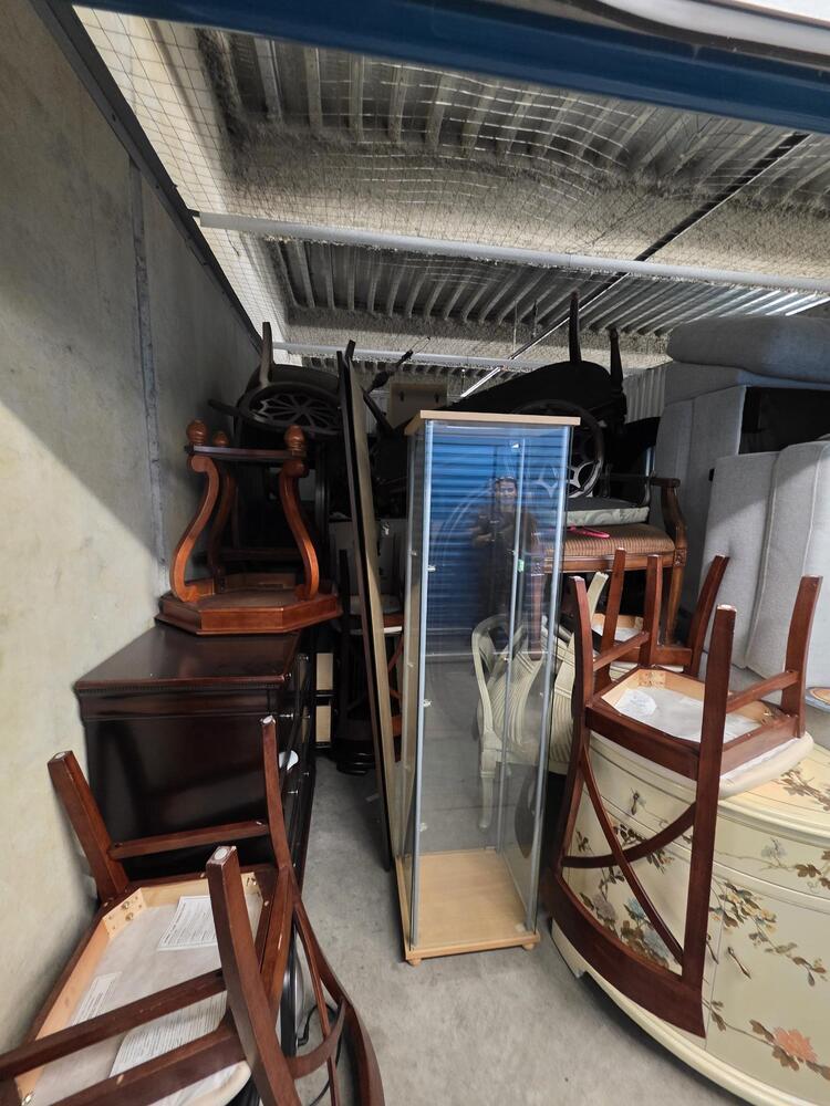 3401 - StorageMart SE Marine Dr & Knight St  auction IB-5430 30