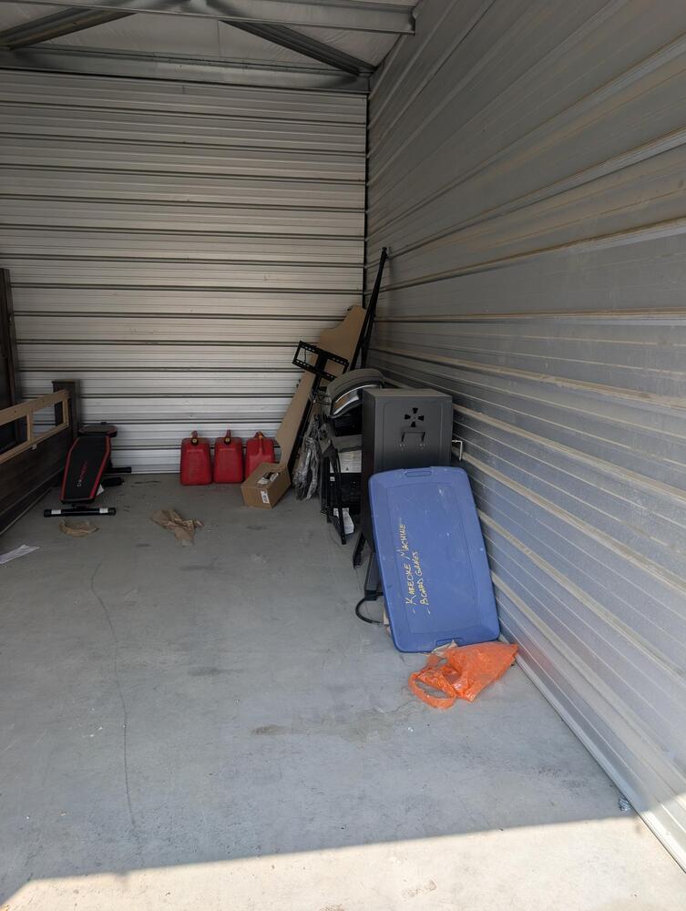 2552 - StorageMart Winterburn RD and 115 Ave  auction IB-4532 30