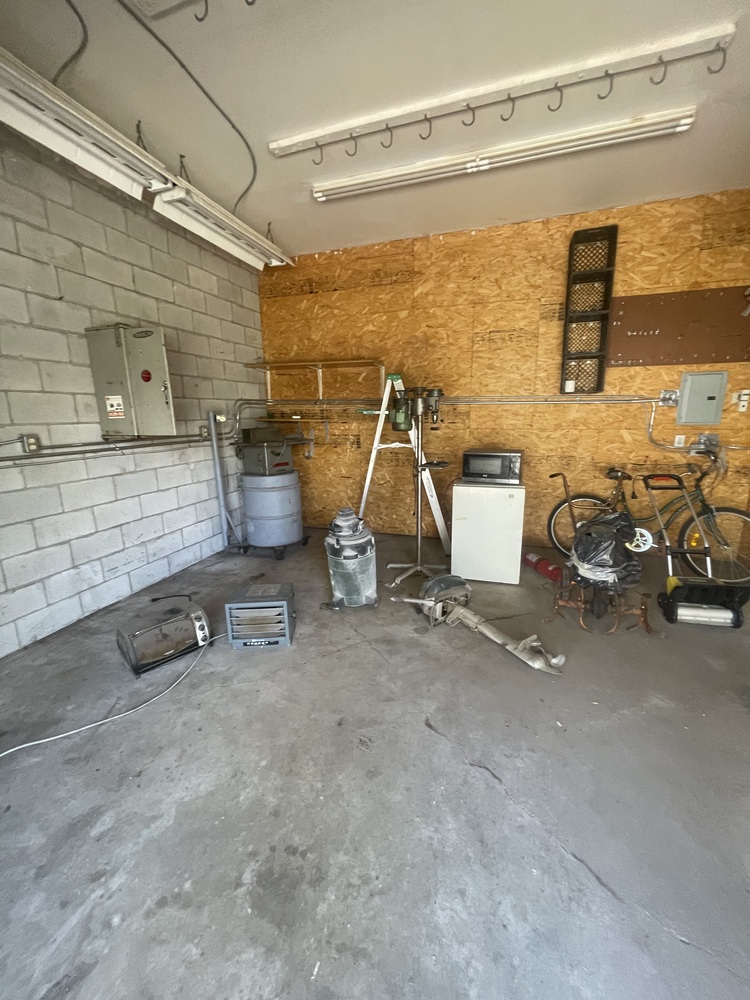 3020 - StorageMart Middlefield and Danforth  auction IB-2424 30