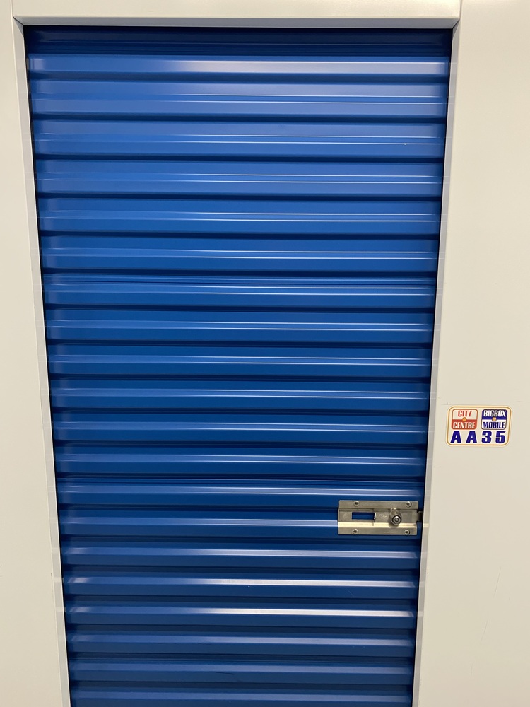 City Centre Storage - Fanshawe  auction IB-2277