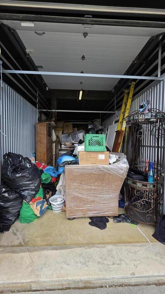 3019 - StorageMart 345 Danforth Road  auction IB-3473