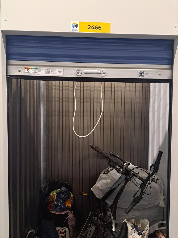 Montreal Mini-Storage - Hodge  auction IB-6898