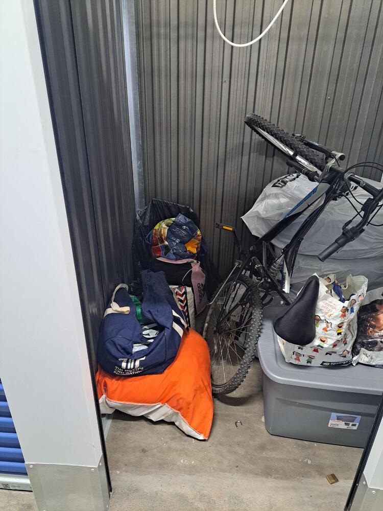 Montreal Mini-Storage - Hodge  auction IB-6898 30