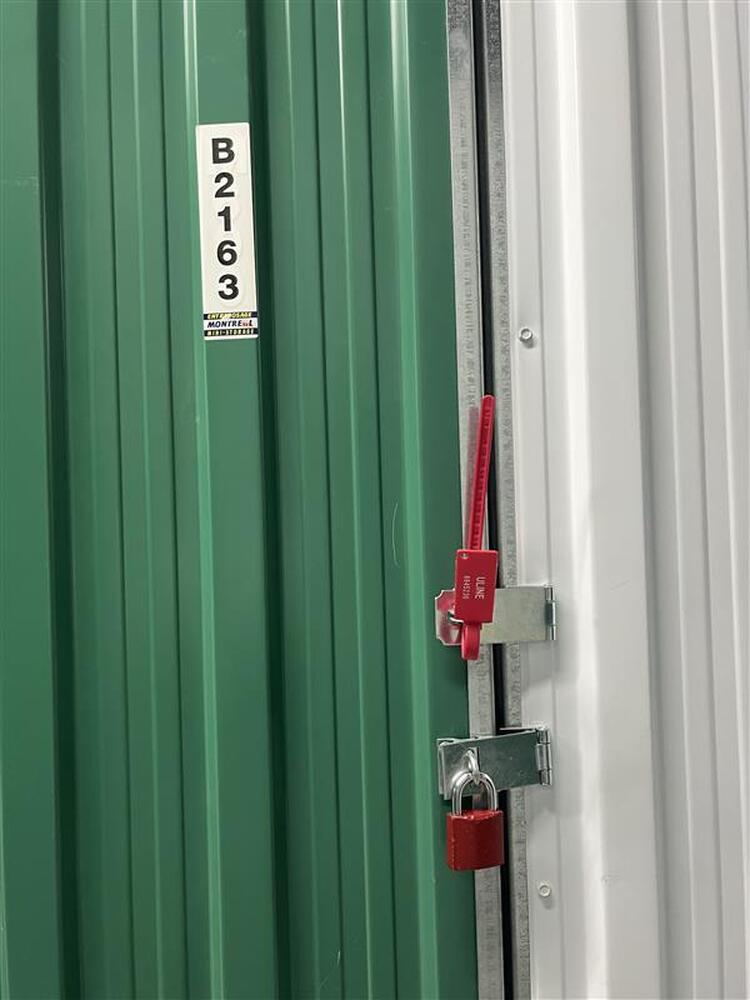 Montreal Mini-Storage - Beaumont  auction IB-9530