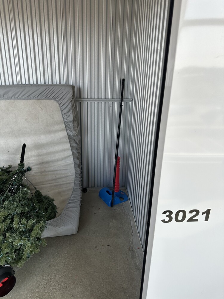 1-800-Self-Storage.com of Plymouth  auction IB-3008