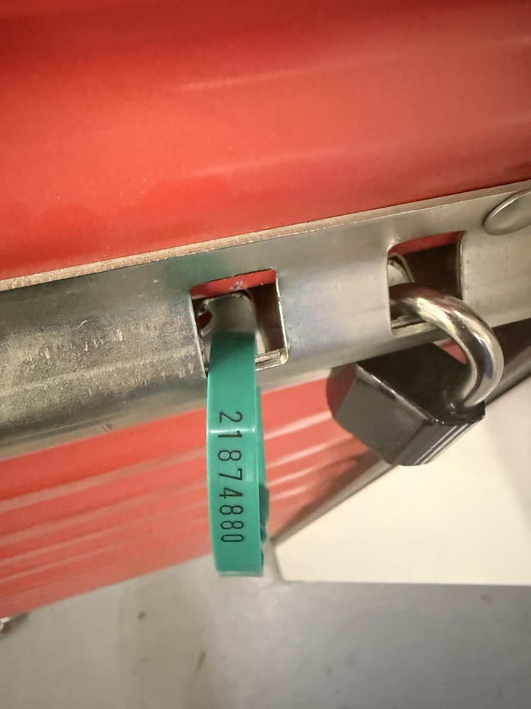 Montreal Mini-Storage - Dollard  auction IB-1062 30
