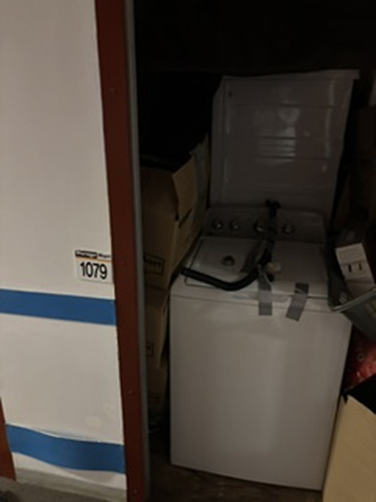 3102 - StorageMart St-Leonard  auction IB-4028 40