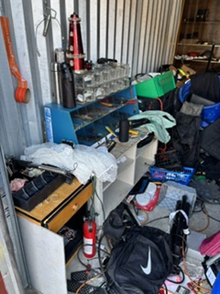 3102 - StorageMart St-Leonard  auction IB-6154 70