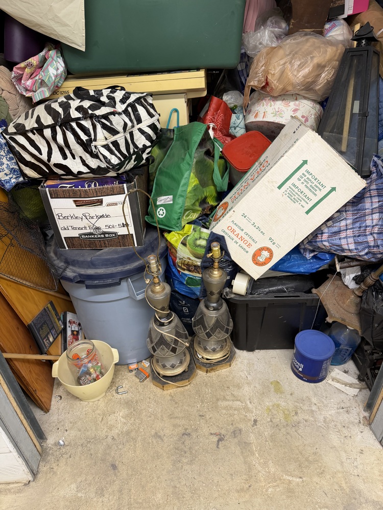 Public Storage P0020 -Vine Ave  auction IB-9133 40
