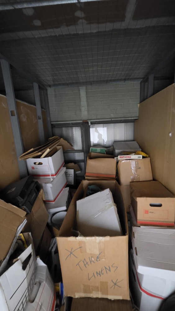 Public Storage P0014 -Queen Elizabeth Blvd  auction IB-9995 40