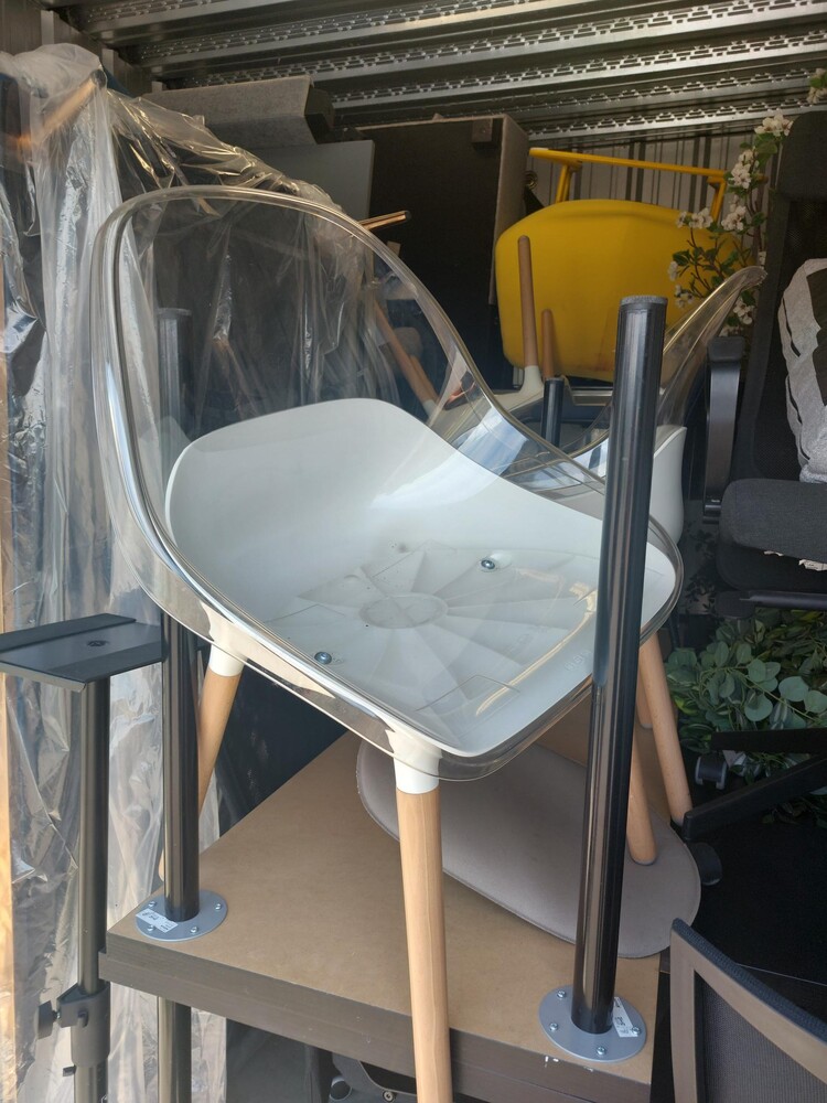 StorageMart  auction IB-9331 50