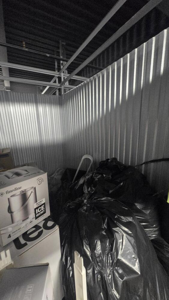 3019 - StorageMart 345 Danforth Road  auction IB-8652 10