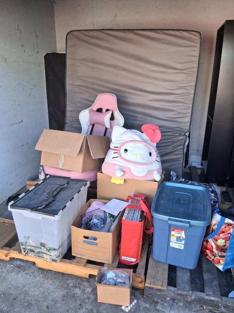 3302 -StorageMart  5th Street SW  auction IB-7601 10