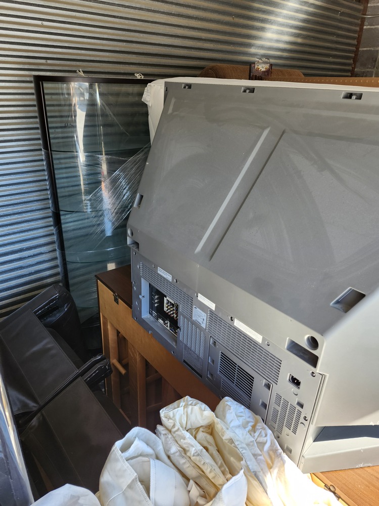 3030 -StorageMart  Kennedy Rd Scarborough  auction IB-3565
