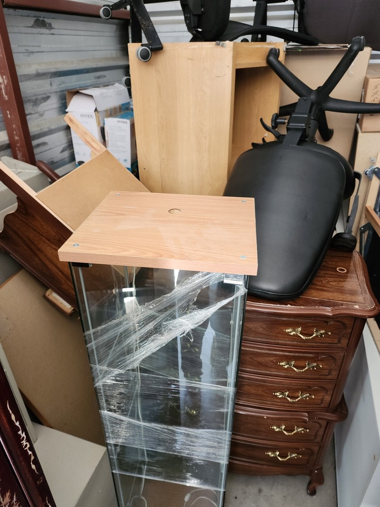 3030 -StorageMart  Kennedy Rd Scarborough  auction IB-9345 20