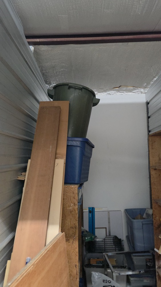 Advanced Self Storage  - North Vancouver  auction IB-9427 20