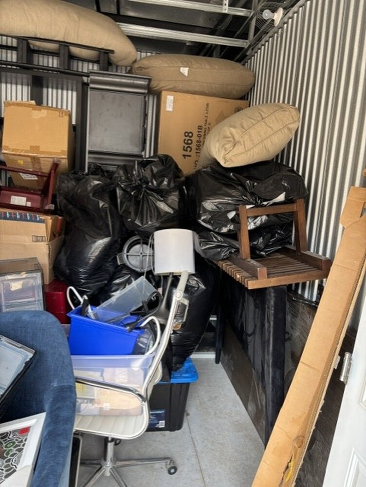 3026 - StorageMart Burlington  auction IB-1320 10