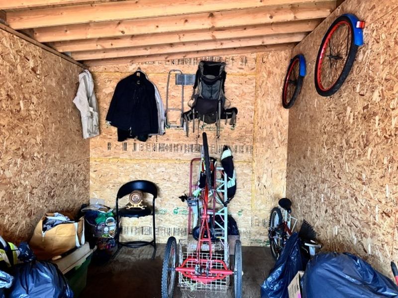Parksville Qualicum Self Storage  auction IB-8706