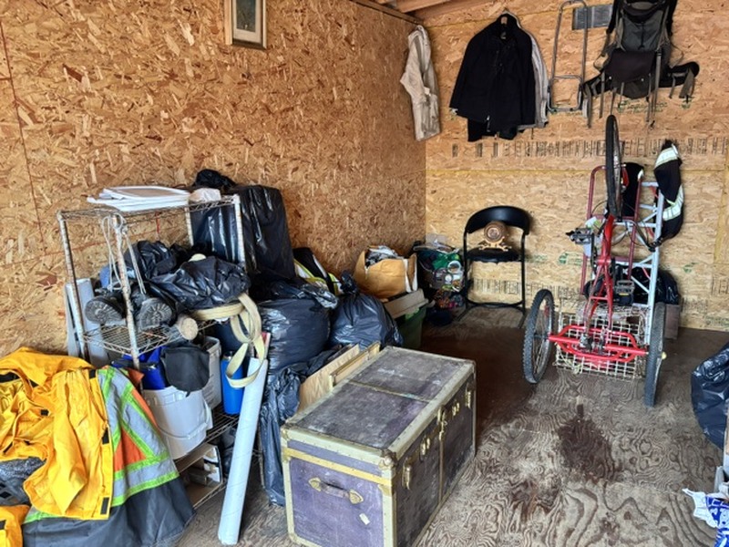 Parksville Qualicum Self Storage  auction IB-8706 10