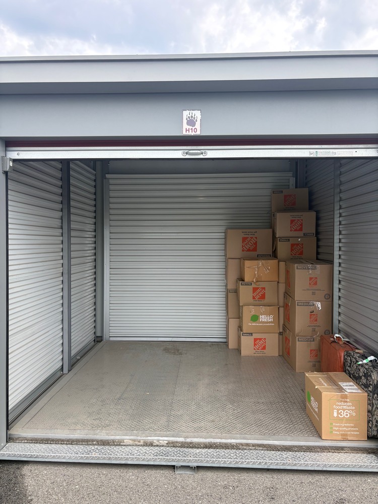 StorageBear Self Storage  auction IB-3900 10