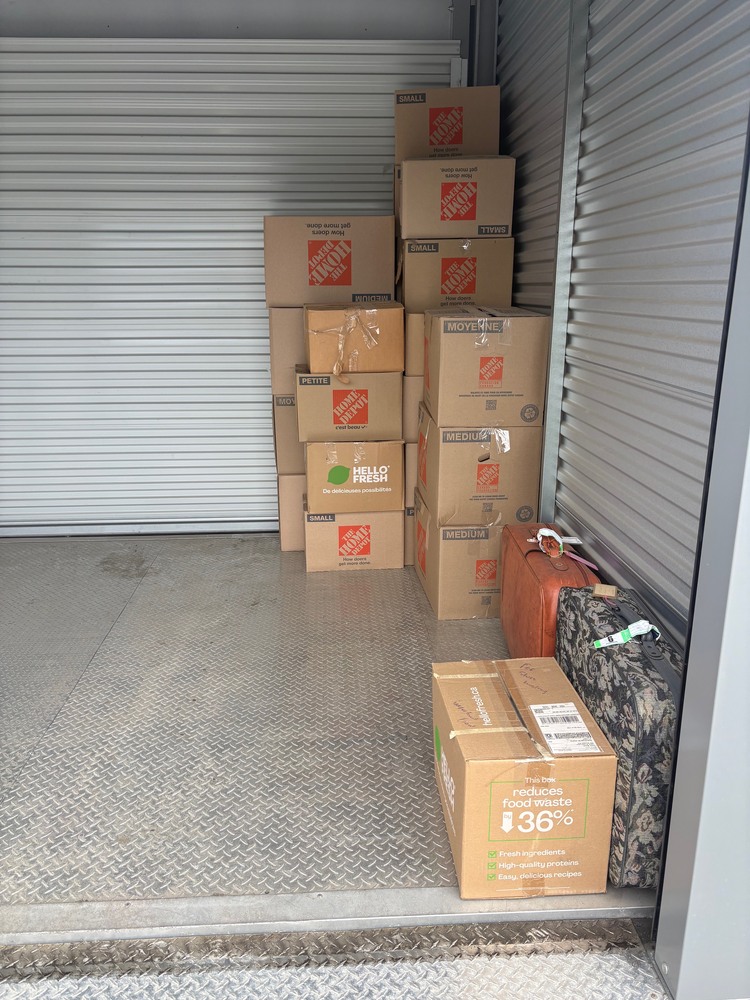 StorageBear Self Storage  auction IB-3900 20