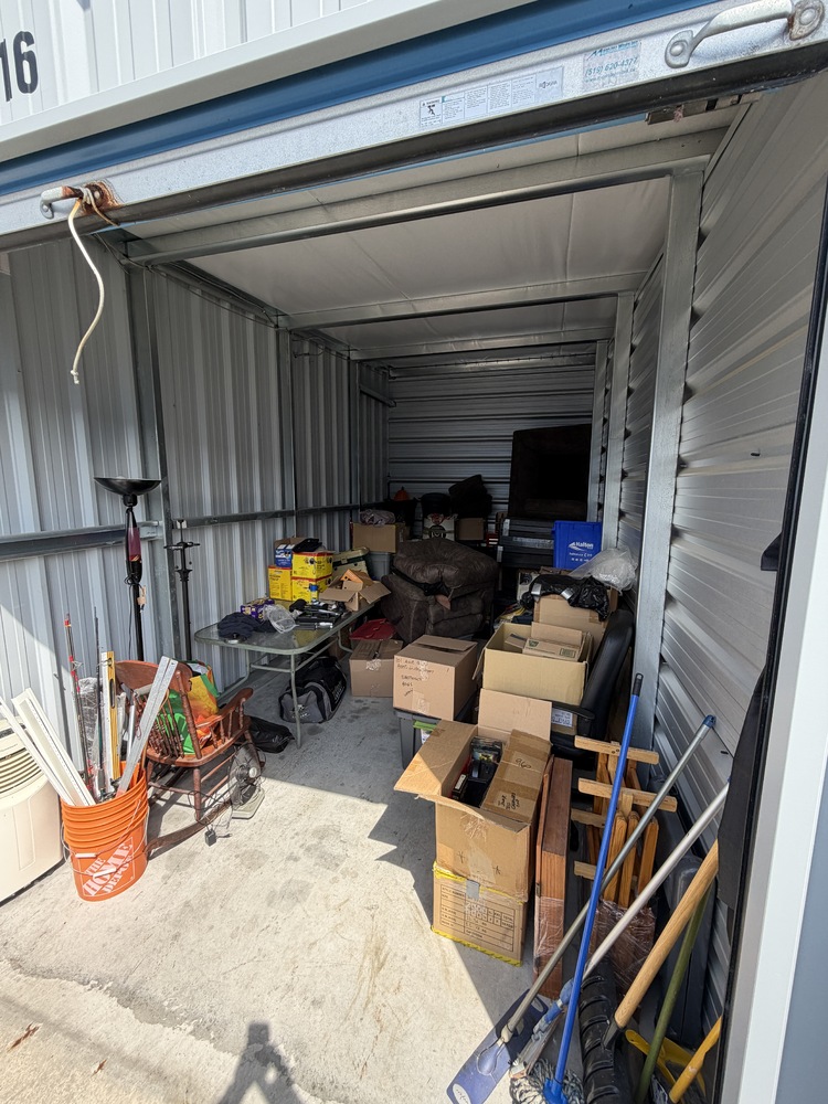 Your Self Storage  auction IB-8141