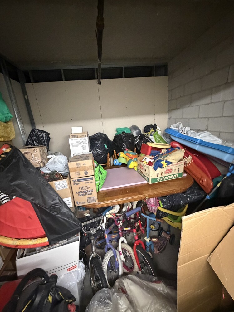 Public Storage P0017 -Derry Rd E  auction IB-3466 40