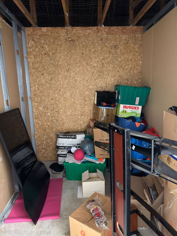 Public Storage P0019 -Nashua Dr  auction IB-7225 50